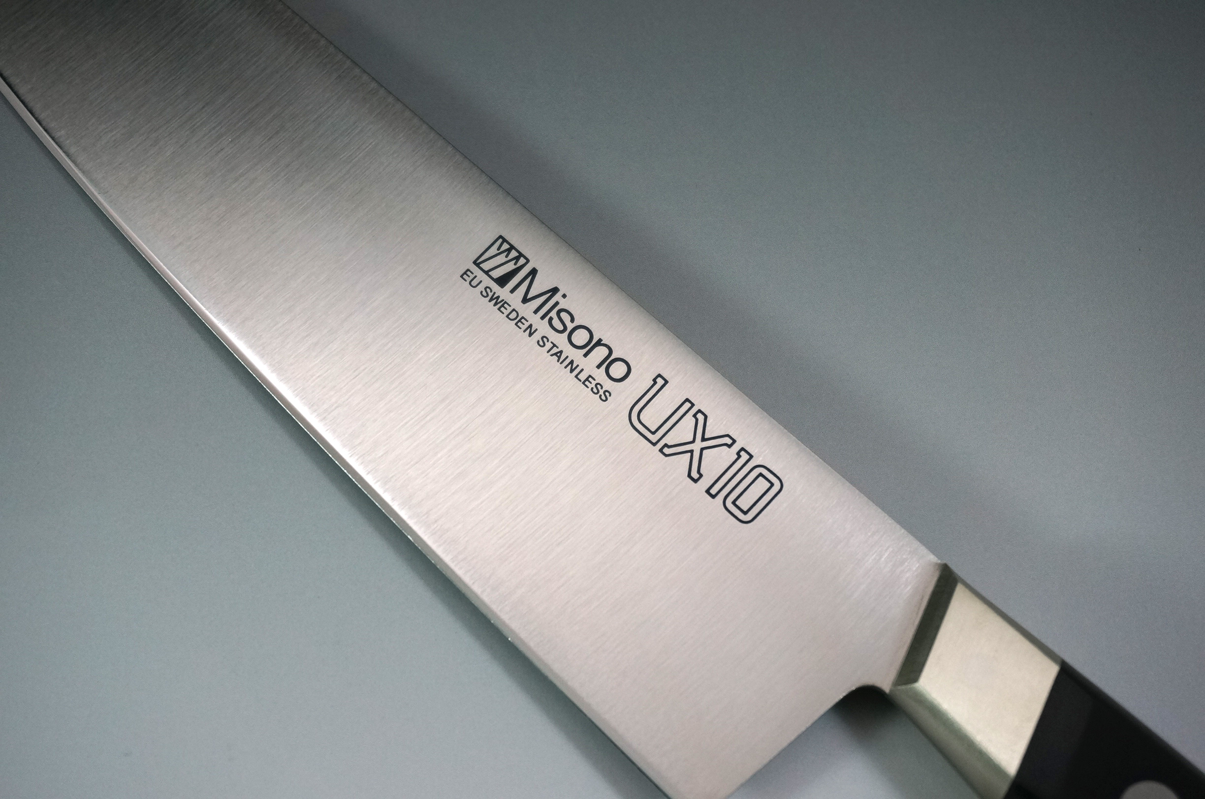 ms_ux10_le_santoku_logo_02