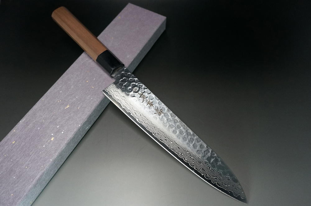 st_45l_wn_gyuto-210mm_01s